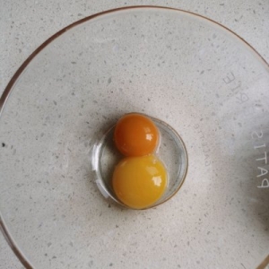 伊利冰淇淋怎么做（自制冰激凌来拯救你的胃）