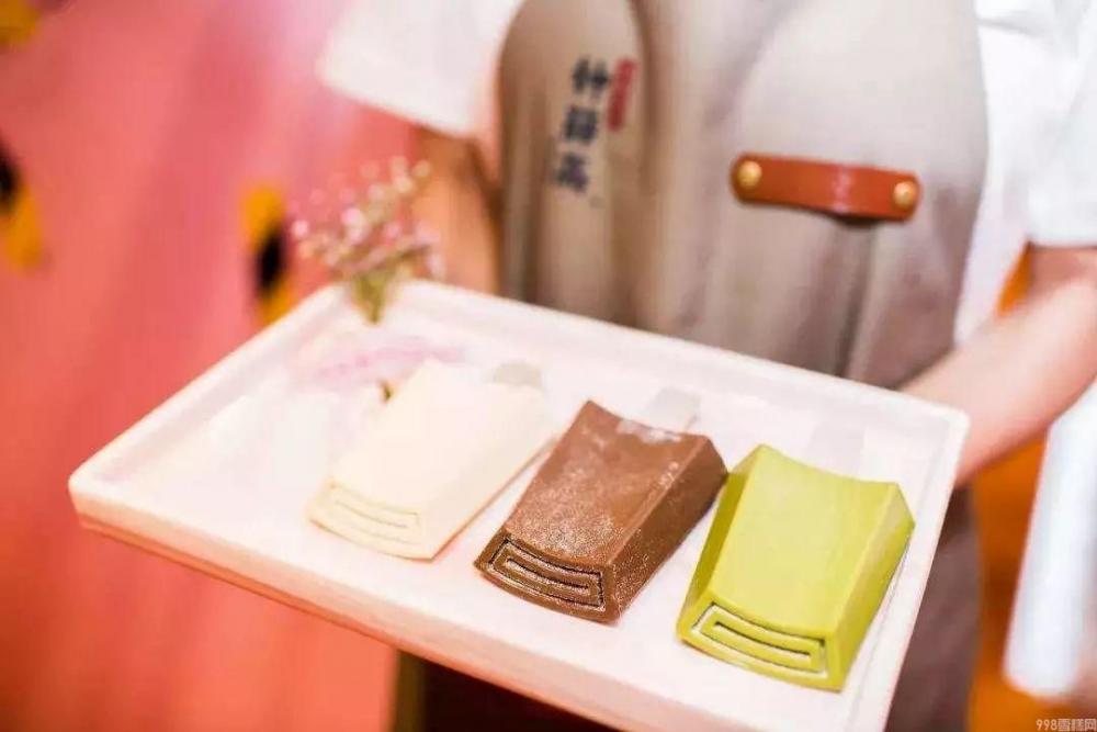 钟薛高“一炮而红”的雪糕卖66元，你觉得好吃吗(1)