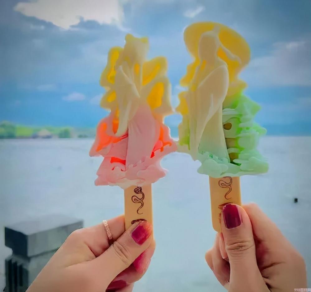 被骂惨的钟薛高，为何还被年轻人抢购一空？(24)